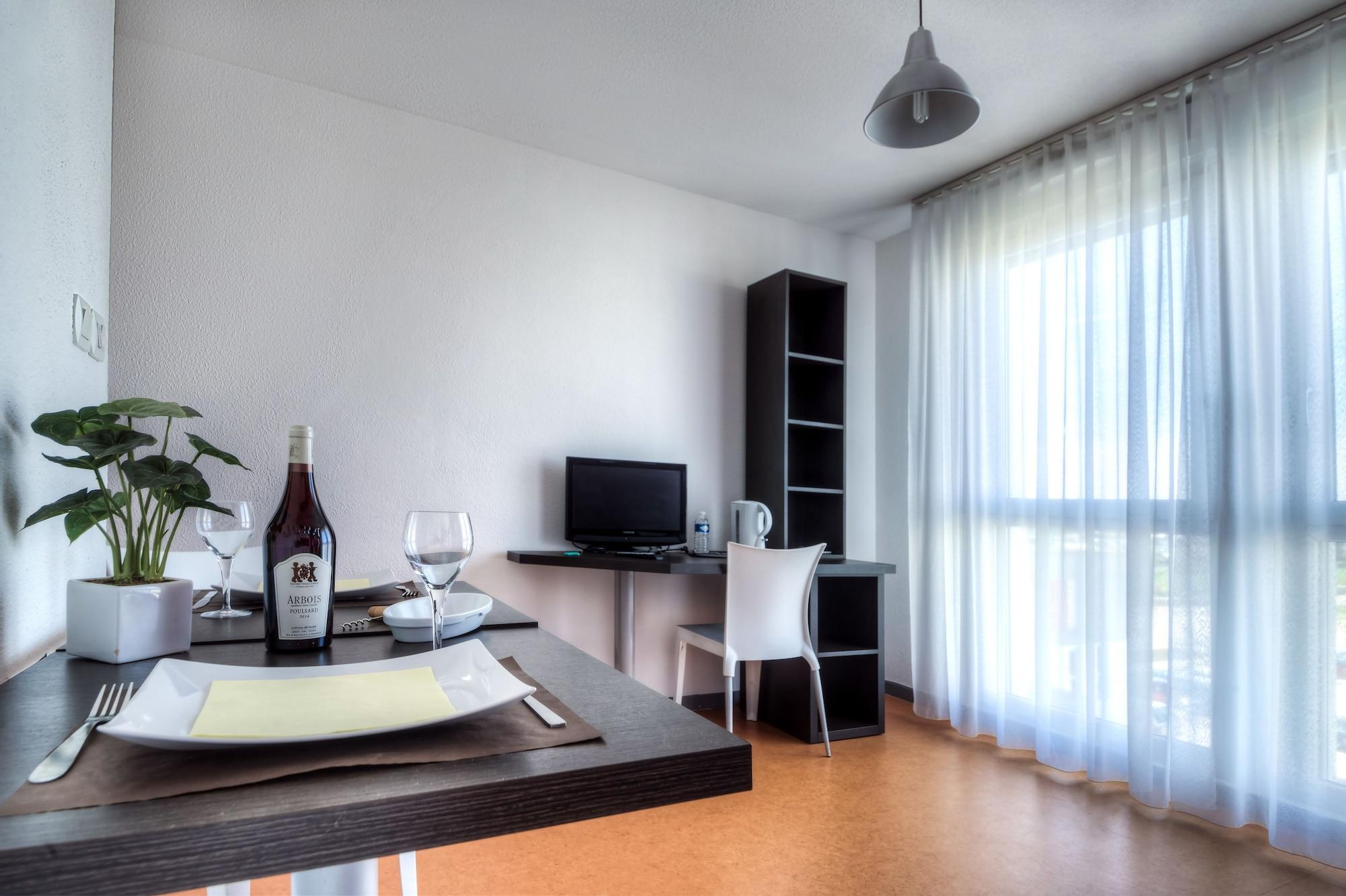 Comfort Aparthotel Besancon Hauts Du Chazal Zewnętrze zdjęcie